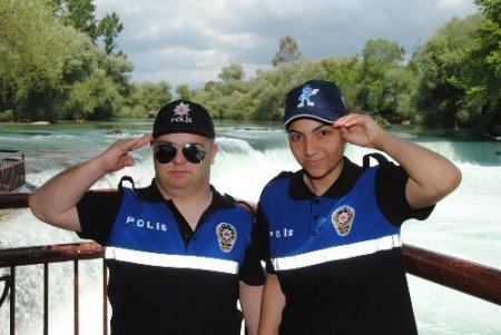 Manavgat Şelalesi'ne engelliler için özel yol yapılıyor