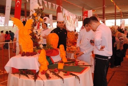 Manavgat Ulusal Aşçılar Yarışması 700 aşçının katılımıyla başladı