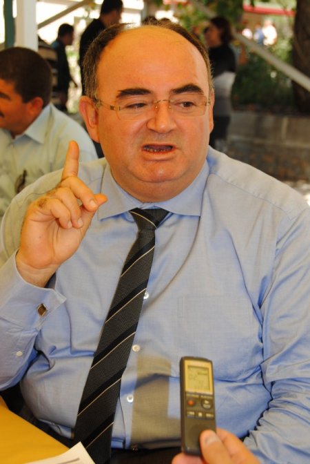 Manavgat'ın 78 köyüne taziye çadırı dağıtıldı