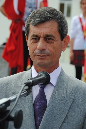 Manavgat'ta Gençlik Haftası halk oyunları gösterisiyle başladı