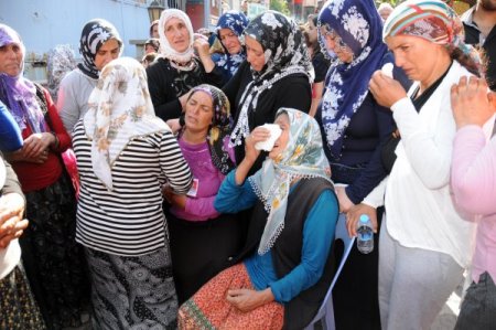 Manisa, 2 şehidini birden uğurladı