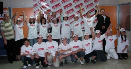 Manisa Körfez Dershanesi'nin 12 Öğrencisi Sbs'de Tam Puan Aldı