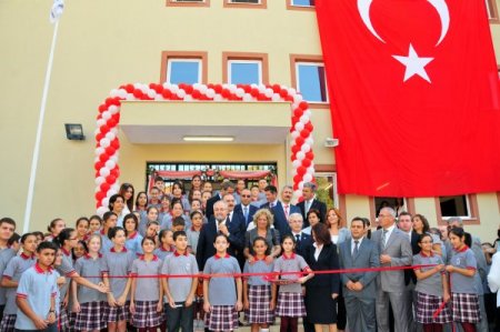 Manisa'da 254 bin 768 öğrenci dersbaşı yaptı