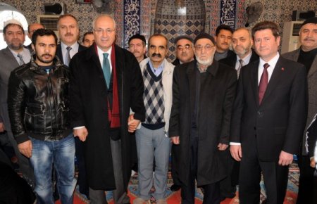 Manisa'da cinayet sebebiyle kavgalı olan iki doğulu aile barıştırıldı