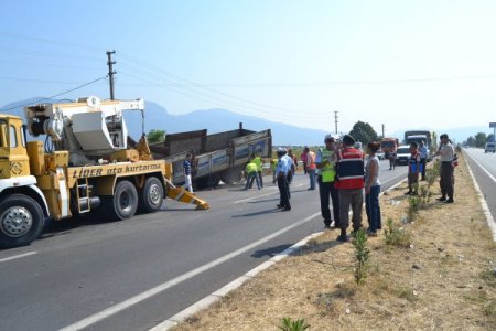 Manisa’da Trafik Kazası: 1 Ölü, 2 Yaralı