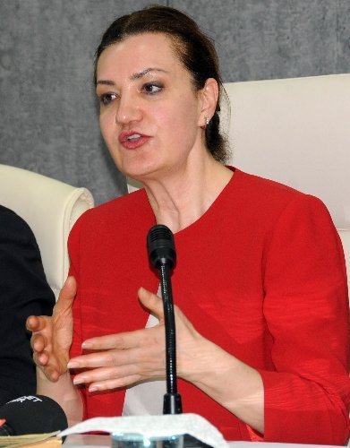 Manisa'dan Azerbaycan'a 10 bin kitap