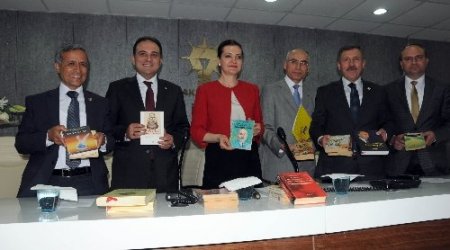 Manisa'dan Azerbaycan'a 10 bin kitap