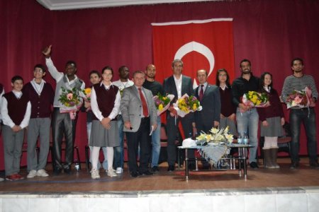 Manisasporlu Oyuncular Saruhanlı Anadolu Lisesi Öğrencileriyle Buluştu