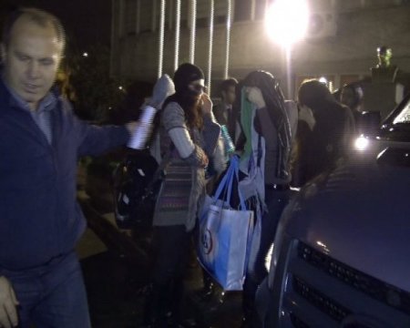 Mankenlik ajansına fuhuş baskını