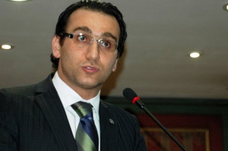 “mantar Gibi Her Yerde Fabrika Yapılıyor, Türkiye Büyümesini Sürdürür”