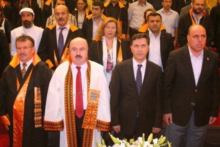 Mardin Artuklu Üniversitesi çok dilli bir üniversite oluyor