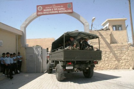 Mardin Cezaevi'ndeki İsyan: 1 Yaralı
