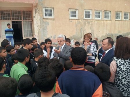 Mardin Milli Eğitim Müdürü Kuntoğlu, Derik’te incelemelerde bulundu