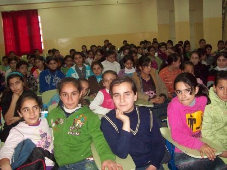 Mardin'de 200 Öğrenciye Sbs Desteği