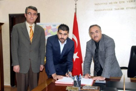 Mardin'de 32 Milyona Mal Olacak 5 Yıldızlı Otel İçin İmzalar Atıldı