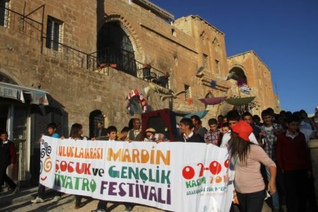 Mardin’de çocuk festivali coşkusu