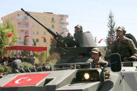 Mardin'de Zafer Bayramı Coşkusu