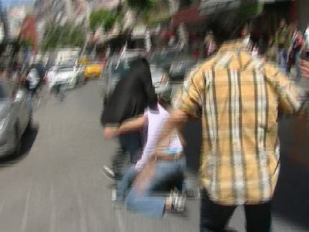 Markete Molotof Kokteyli Atanlara Linç Girişimi