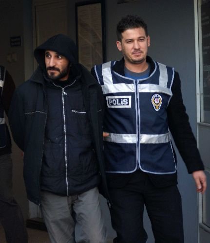 Marketten Haraç İsteyen 3 Genç Gözaltına Alındı