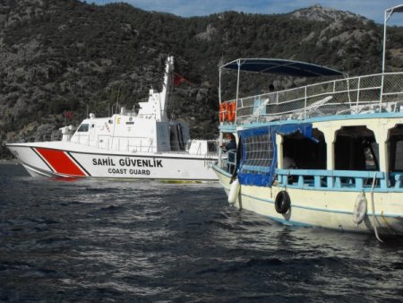 Marmaris ve Gökova'da iki tekne battı