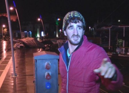 Marmaris yat limanında hortum paniği