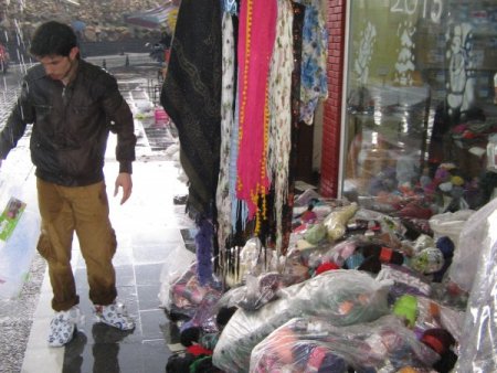 Marmaris’te 15 dakikalık yağmur yolları dereye döndürdü