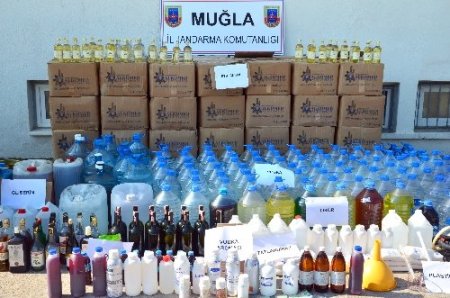 Marmaris’te sahte içki ele geçirildi