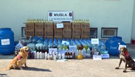 Marmaris’te sahte içki ele geçirildi