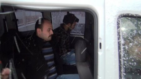 Masaj yaptığı çaycıyı bıçaklayan zanlı tutuklandı