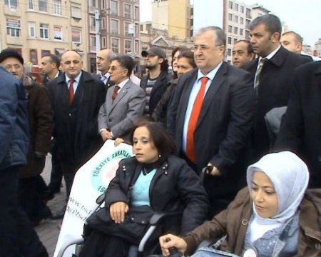 Masum Türker: Darbelere Asla Geçit Verilmemeli