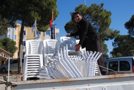 MATAB, köylere bin masa ile 10 bin sandalye dağıttı