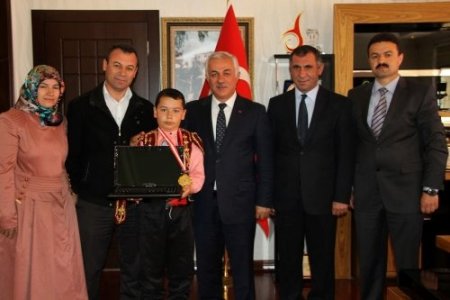 Matematik dahisine hediye bilgisayar