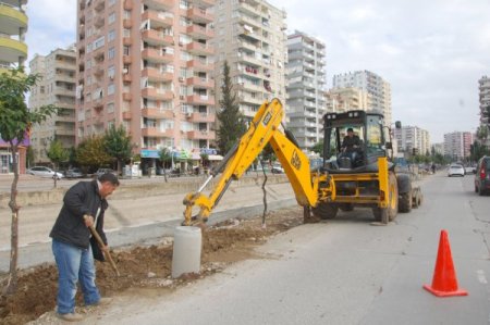 Mavi Bulvar, belediyenin çalışmalarıyla güzelleşiyor