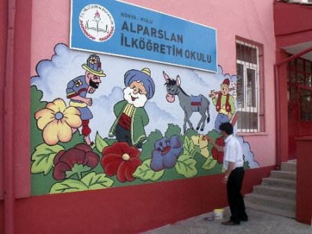 'mavi Gök Yeşil Yaprak' Projesi Okulların Çehresini Değiştiriyor