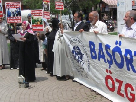 Mazlum Der Kocaeli Şubesi: Artık Darbecilikten Vazgeçmeliler