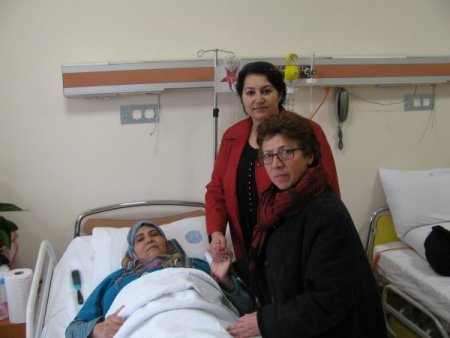 Me-Va Kadın Kolları üyelerinden Gazzeli yaralılara ziyaret