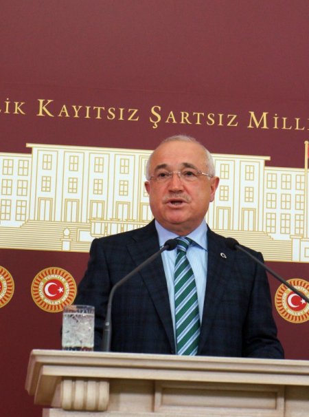 Meclis Başkanı Çiçek: 4 siyasi parti olarak geri dönülmez bir noktadayız
