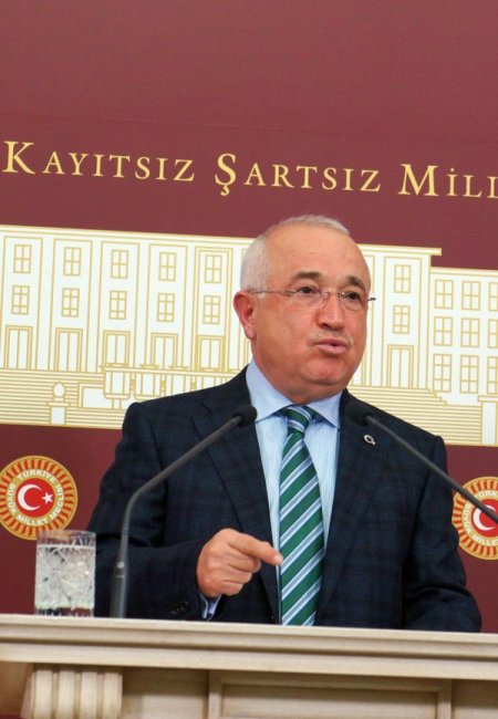 Meclis Başkanı Çiçek: 4 siyasi parti olarak geri dönülmez bir noktadayız