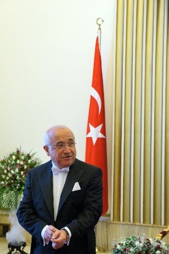 Meclis Başkanı Çiçek: Herkes bu süreci iyi değerlendirip, çözüme katkı sunmalı