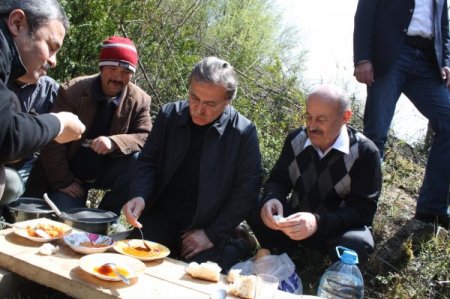 Meclis Başkanı Şahin, Baba Ocağında Açılışlara Katıldı