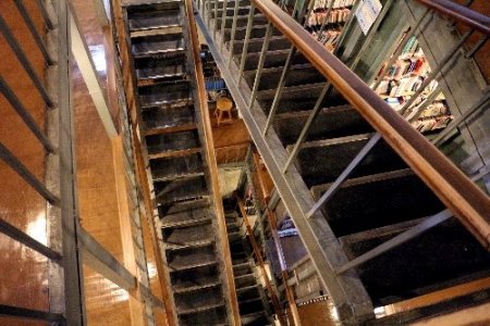 Meclis Kütüphanesi nadide eserlere de ev sahipliği yapıyor