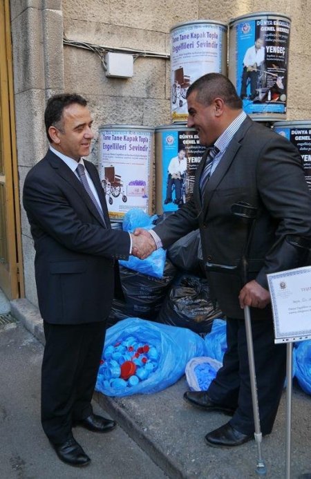 Meclis mutfağında artan yemekler hastalara gidiyor