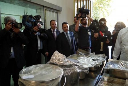 Meclis mutfağında artan yemekler hastalara gidiyor