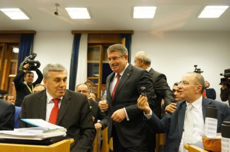 Meclis Plan ve Bütçe Komisyonunda 'biber gazını kim sıktı' tartışması