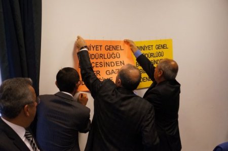 Meclis Plan ve Bütçe Komisyonu'nda limonlu protesto