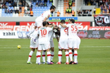 Medical Park Antalyaspor: 2 - Gaziantepspor:1 (İlk yarı)