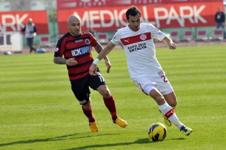 Medical Park Antalyaspor: 2 - Gençlerbirliği: 4 (İlk yarı)