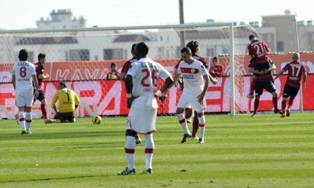 Medical Park Antalyaspor: 2 - Gençlerbirliği: 4 (İlk yarı)