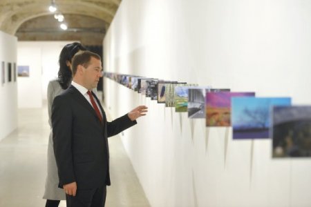 Medvedev, “Anne kalbi” fotoğrafını en iyi sanat eseri seçti