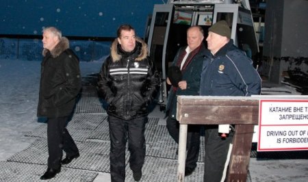 Medvedev Liderlerle Soçi'de Görüştü; İşsizlik Sorununa Çözüm İstedi